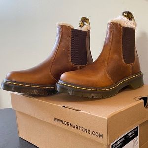 NEW Butterscotch Sherpa Chelsea Dr Marten Boots